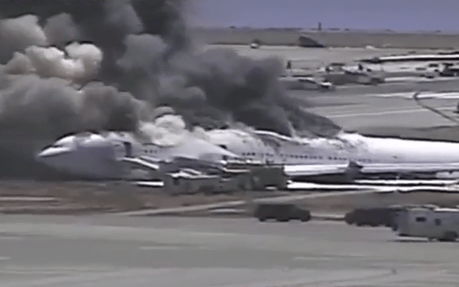 Shocking footage has emerged showing a 2013 plane crash in San Francisco 