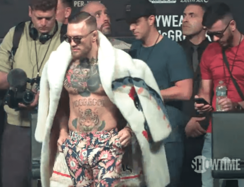  Conor McGregor wore a white fur top at one of his press conferences