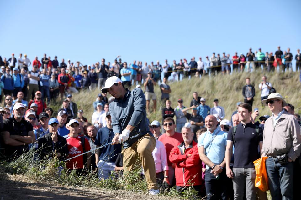  Rory McIlroy was all over the shop in the early part of his round