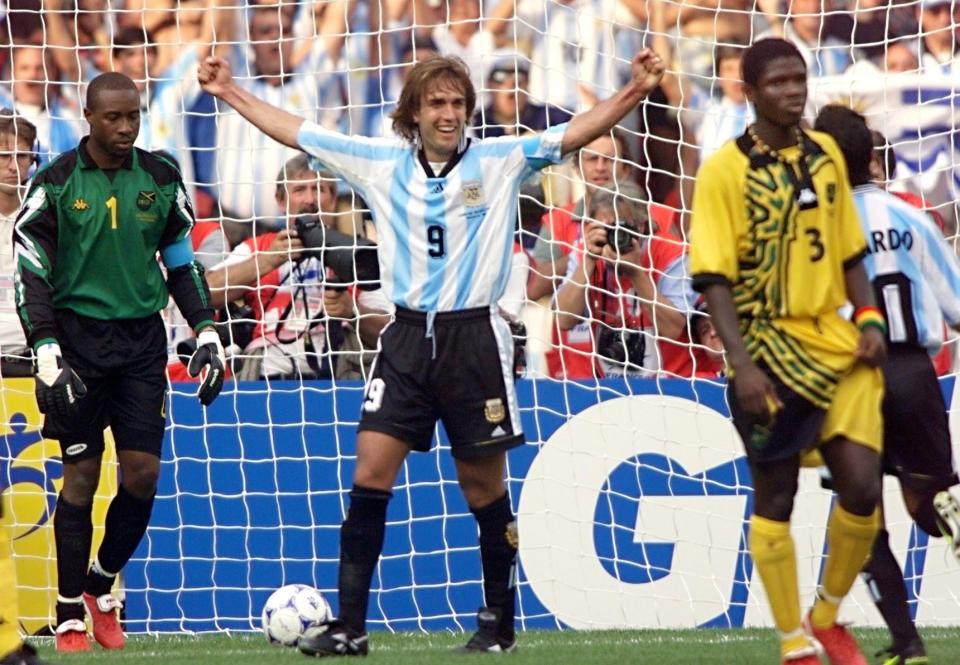  Gabriel Batistuta scores a hat-trick for Argentina against Jamaica at 1998 World Cup