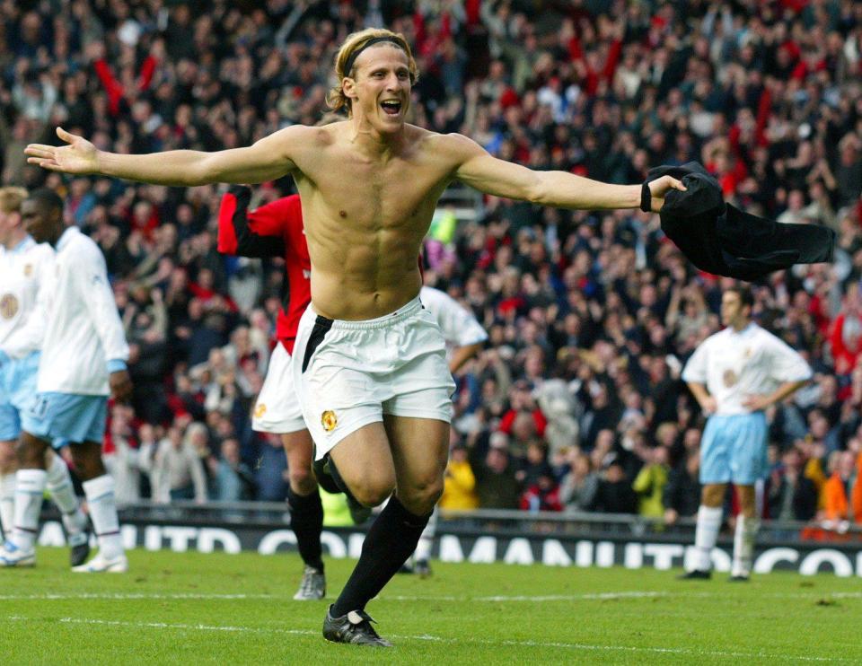 Diego Forlan celebrates scoring first Manchester United goal after long wait