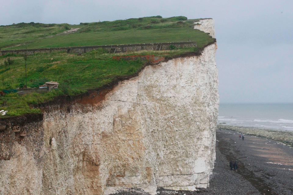  A cliff-edge Brexit does not sound strong and stable