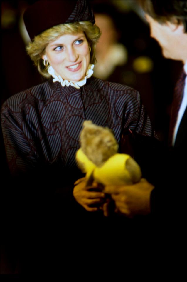  Princess Diana at Heathrow Terminal 4