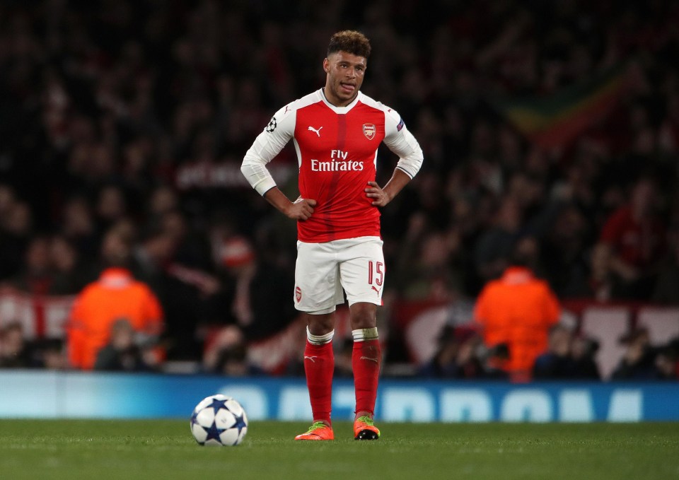 Alex Oxlade-Chamberlain is prepared to sit out his Arsenal contract