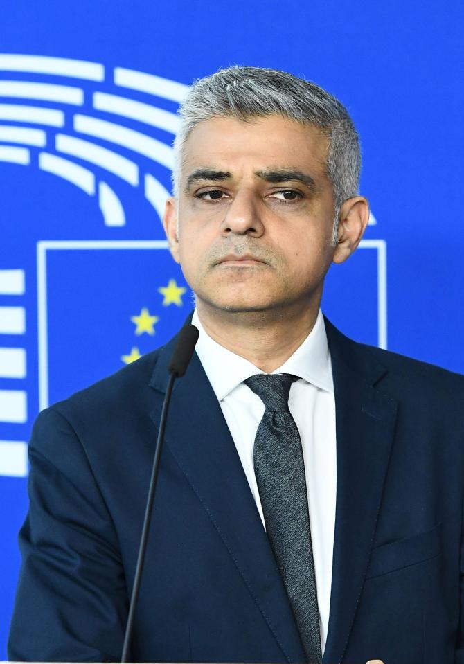  Sadiq Khan says it would be 'inappropriate' for Trump to visit the UK