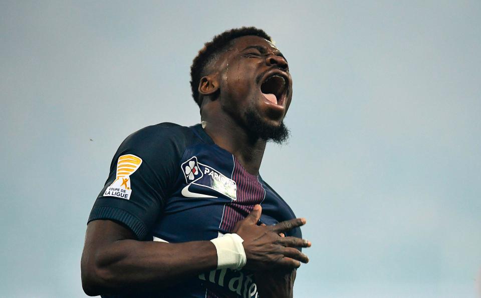 Manchester United are interested in signing Serge Aurier