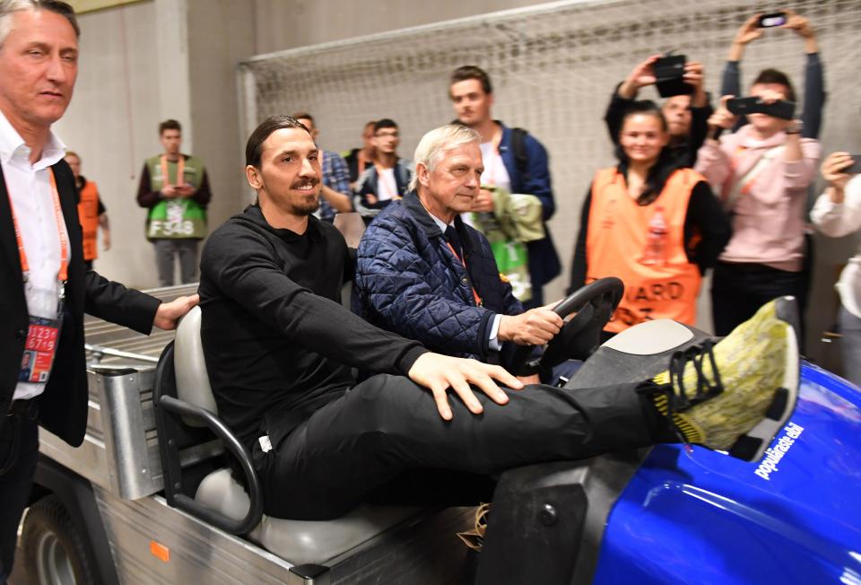 Zlatan Ibrahimovic has headed to the US to see surgeon Freddie Fu