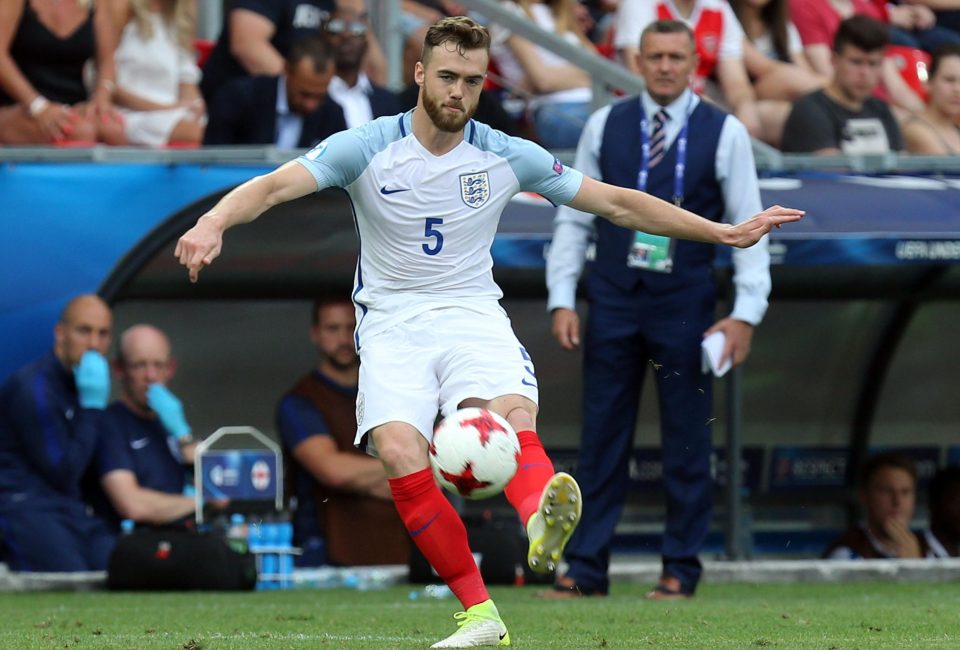  England Under-21 defender Calum Chambers, who also has three senior caps, could be set to join London rivals Crystal Palace