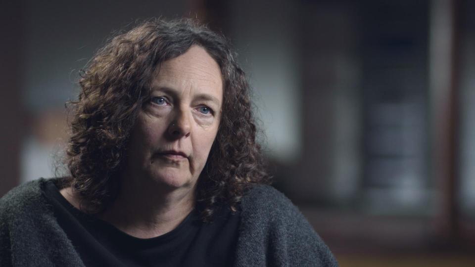  Sara Rowbotham ran the Rochdale Crisis Intervention Team and reported the stories that the girls told her when they turned up for help