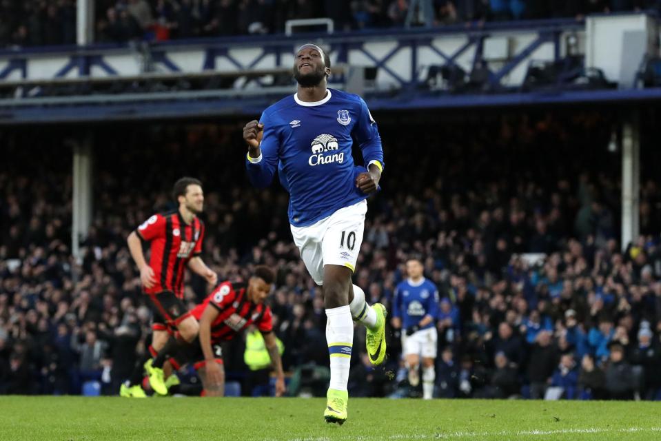 Romelu Lukaku will sign a five-year deal worth £250,000 a week at Man United