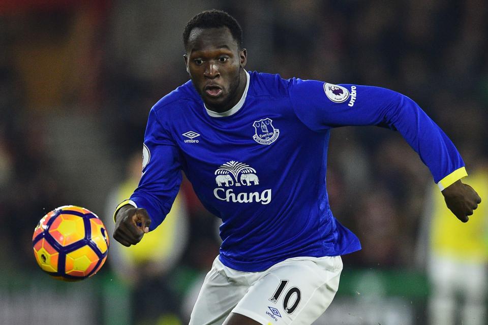  Romelu Lukaku is set join the Red Devils in a move worth £75million