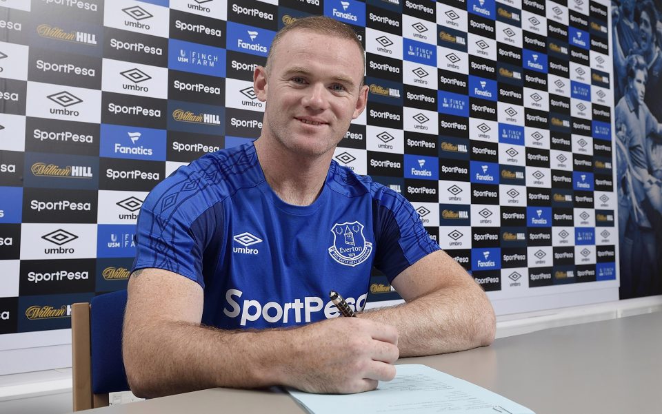 Wayne Rooney signs for Everton after leaving Manchester United