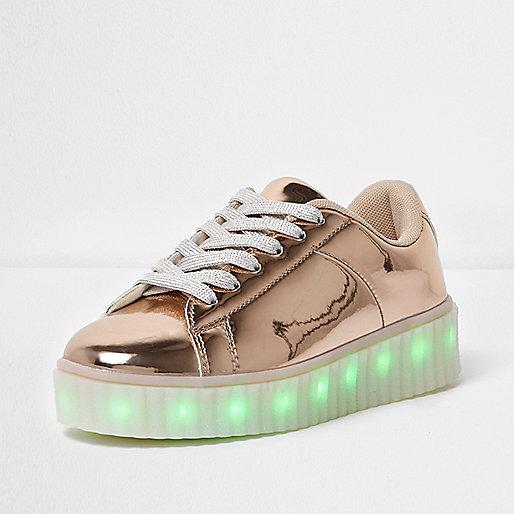  The light-up shoes change colours as you walk along