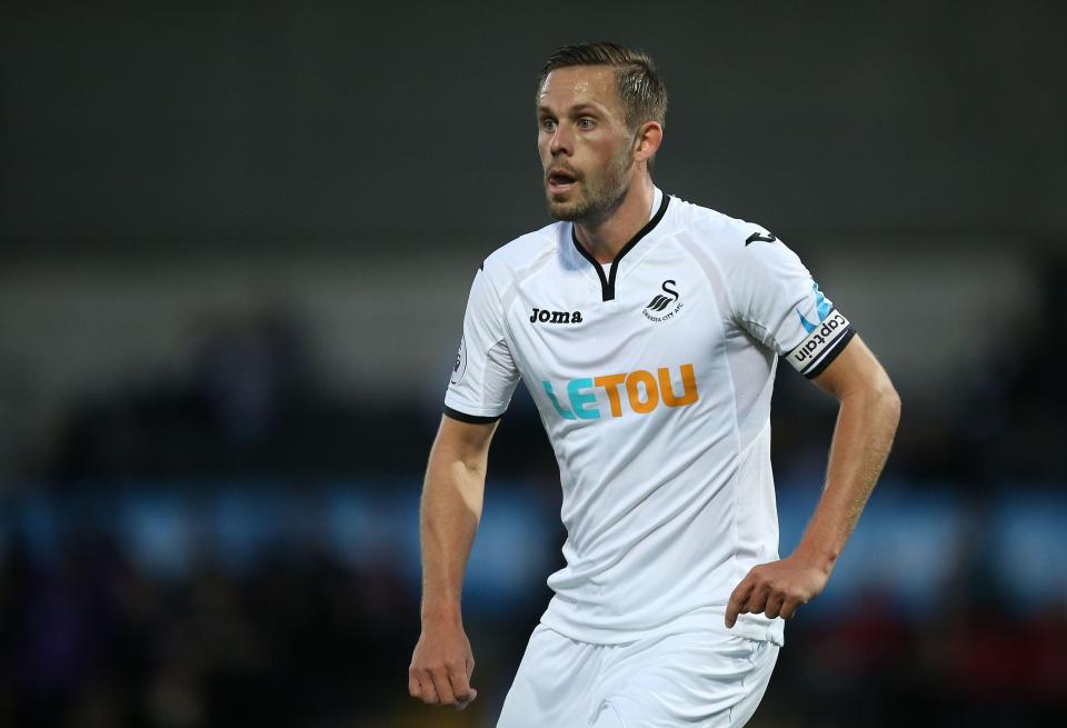  Gylfi Sigurdsson has been the subject of a £40m from Everton