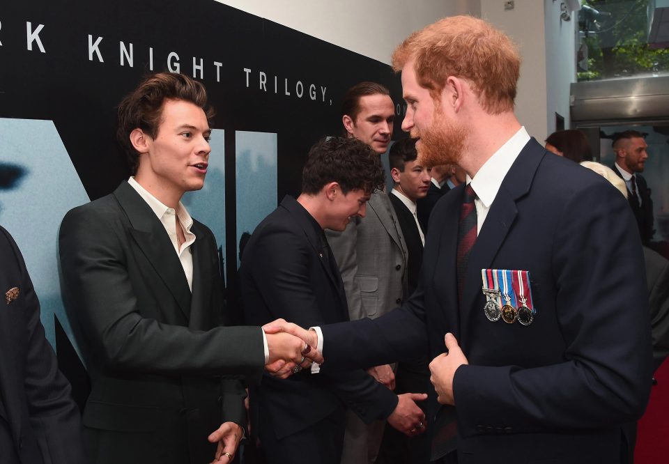  Harry Styles and Prince Harry greeted each other with a firm handshake at tonight's Dunkirk world premiere