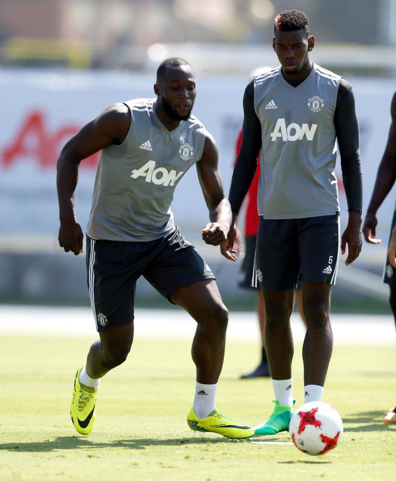  New boy Romelu Lukaku in training with Paul Pogba