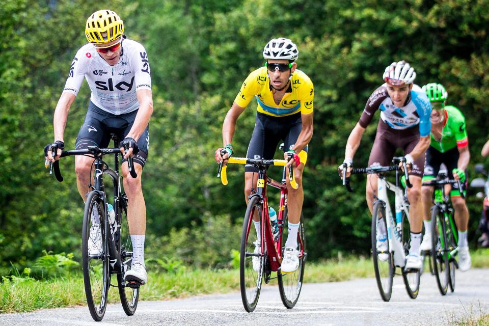  Chris Froome attacked his main rival Fabio Aru to reclaim the Yellow Jersey in Rodez