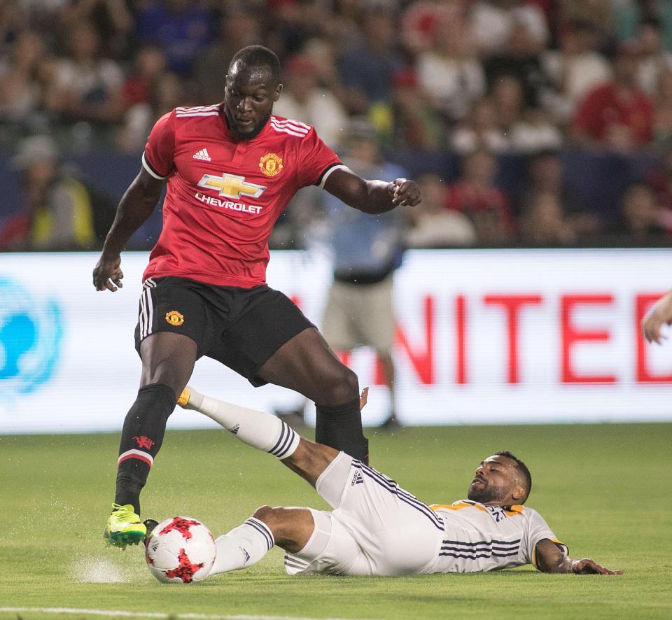 Romelu Lukaku couldn't copy Wayne Rooney by scoring on his debut for Manchester United