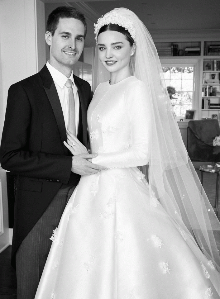 Miranda Kerr has shared the first pictures of her Dior wedding dress