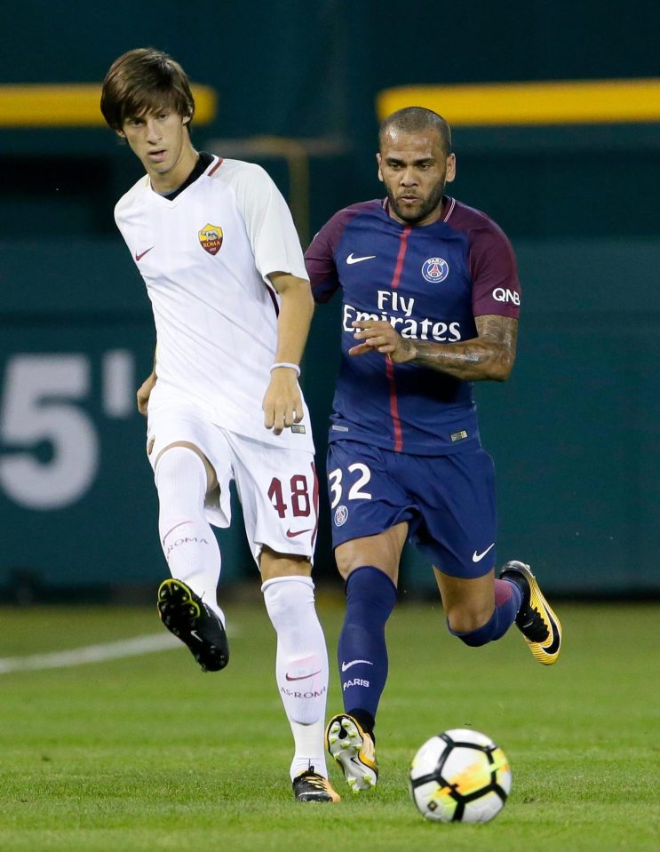  PSG new boy Dani Alves pursues Roma star Mirko Antonucci - and is thought to have known the French club might try to sign Neymar