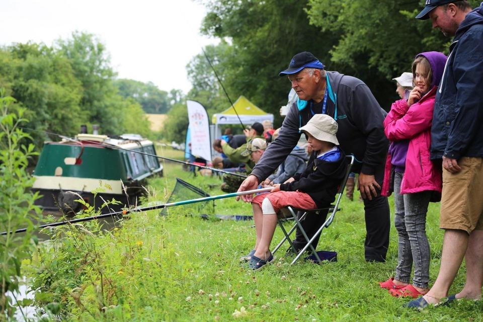  Across the country, the Canal & River Trust will be holding free Let’s Fish events