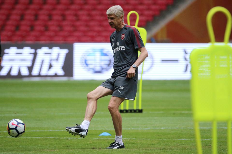  Arsene Wenger is wighing up whether to make a move for the midfielder