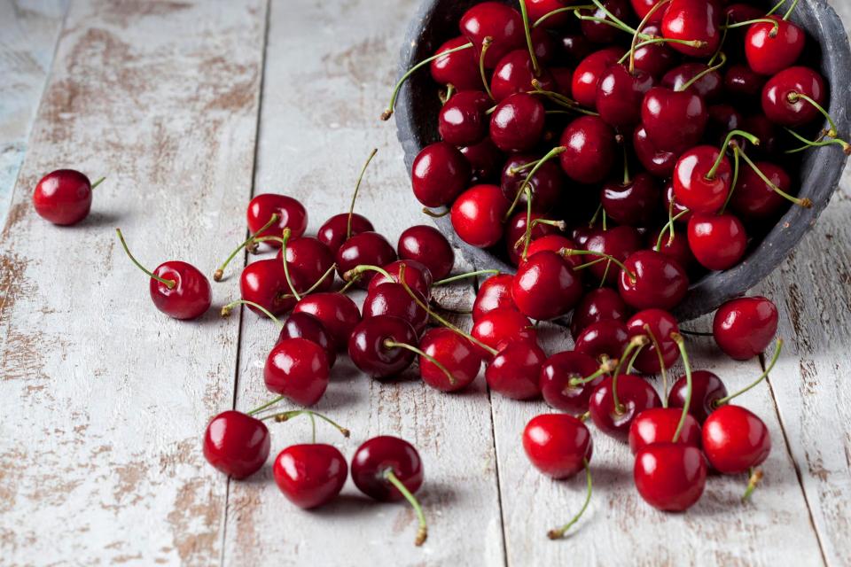  Eating cherries could help you shift your belly fat