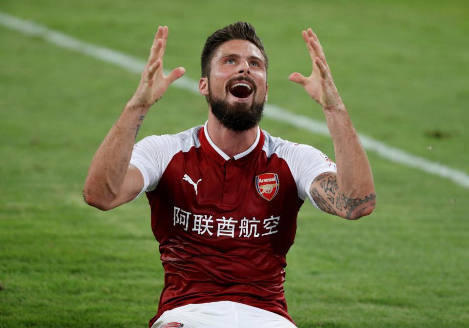  It was a frustrating night for Arsenal and the likes of Olivier Giroud in a 3-0 defeat to Chelsea