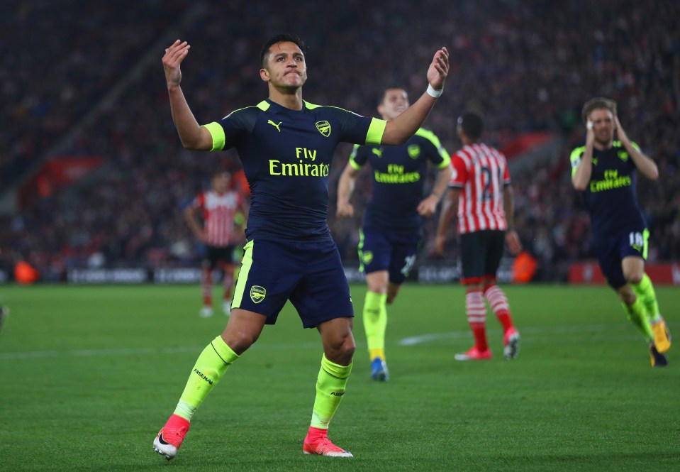 Several European clubs have come in for Sanchez but he wants to join Man City