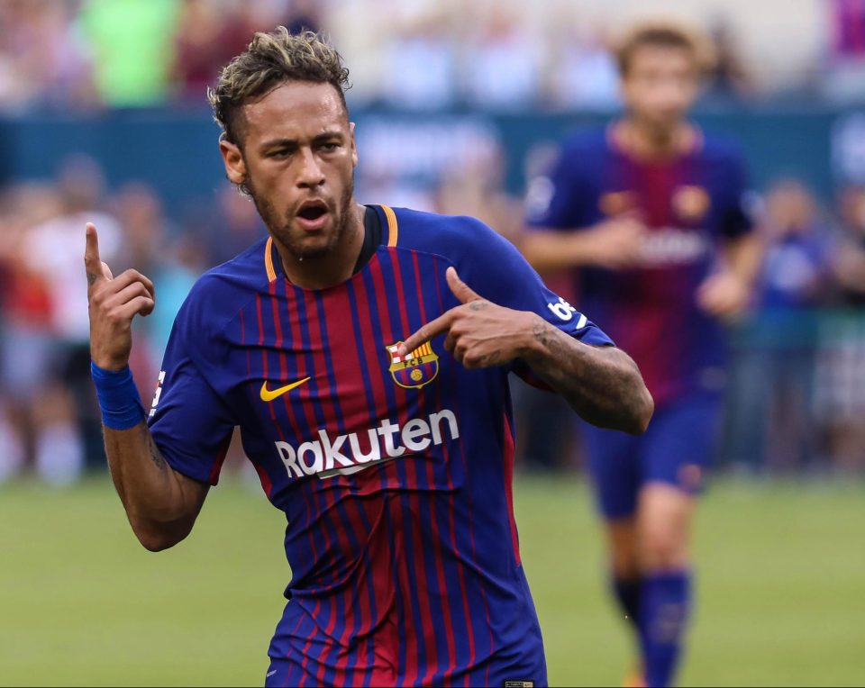  Neymar is said to have told PSG some players he admires and wants to play with