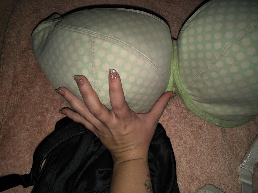  Sheridan had to order special J-cup bras from the UK to fit her chest