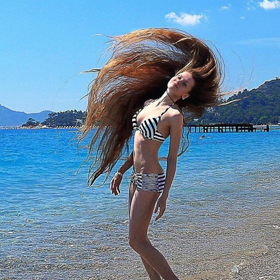  Her impressive locks make for some stunning holiday shots