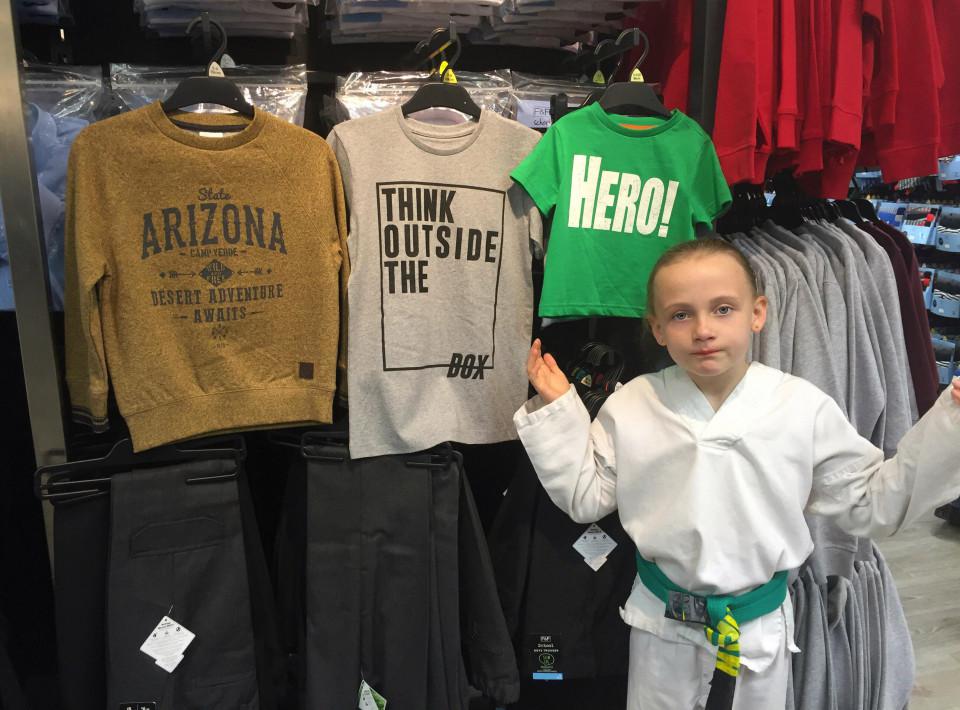  Eight-year-old Daisy Edmonds shed light on the so-called sexist clothing in Tesco