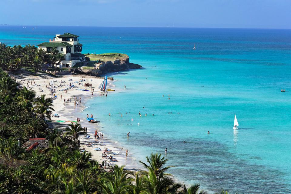  View along sandy beach to Villa Dupont, Varadero, Cuba