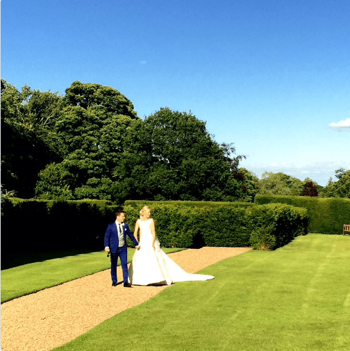  Declan Donnelly shared a never-before-seen wedding picture with wife Ali Astall