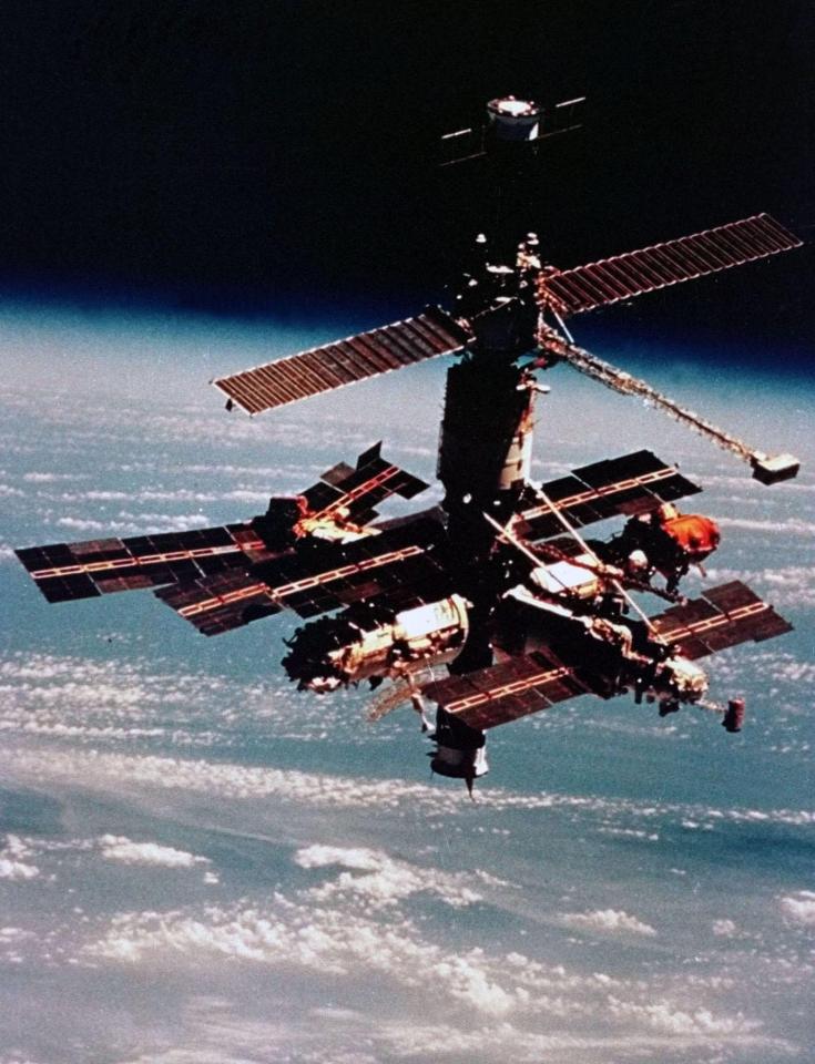  In 1986, the Soviets launched the space station Mir, which at the time was the largest artificial satellite in orbit