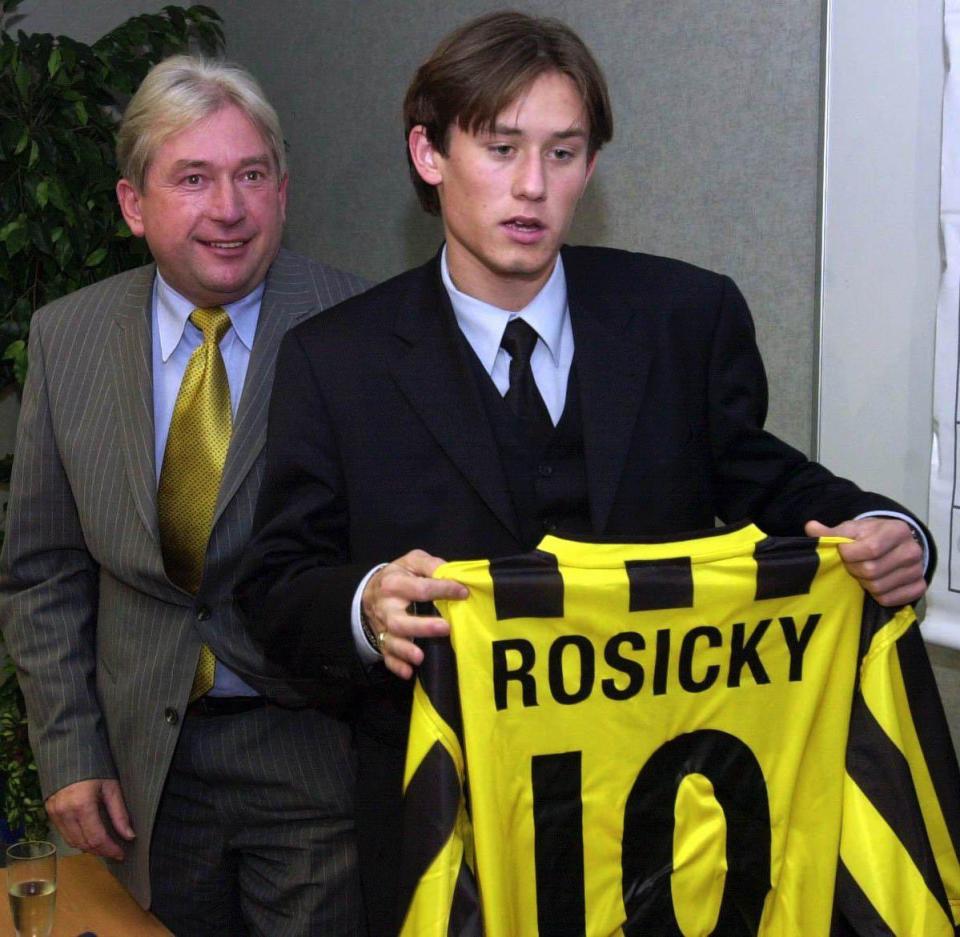  Schick's agent Pavel Paska with Tomas Rosicky in 2001