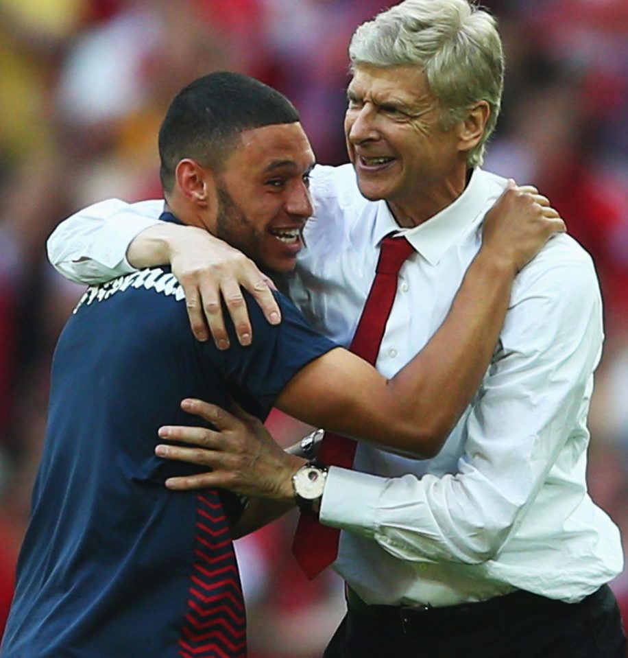 Arsene Wenger wants Alex Oxlade-Chamberlain to stay with Arsenal