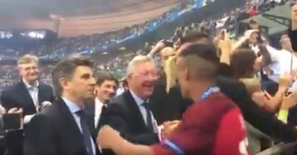  Sir Alex was also on hand to congratulate Nani when he won Euro 2016