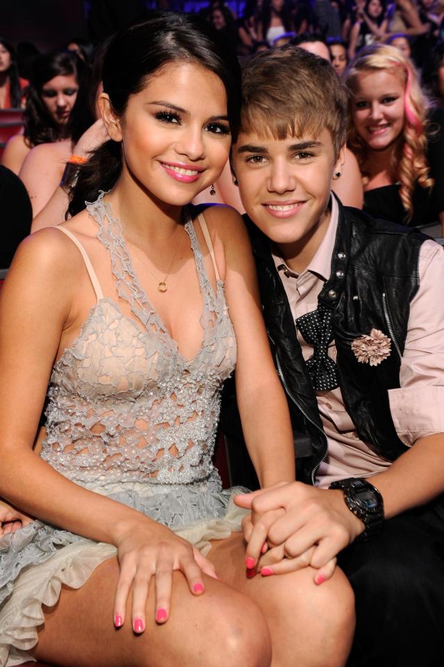  Justin and Selena pictured at the Teen Choice Awards in 2011