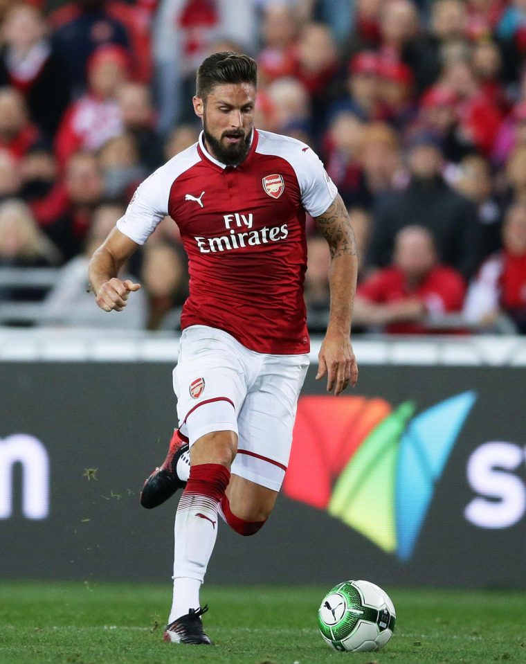 The Toffees will turn to the England striker if they miss out on Olivier Giroud