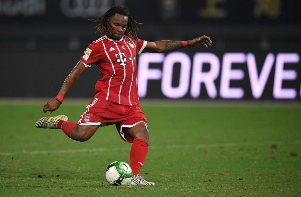 Manchester United, Chelsea and AC Milan all want Renato Sanches