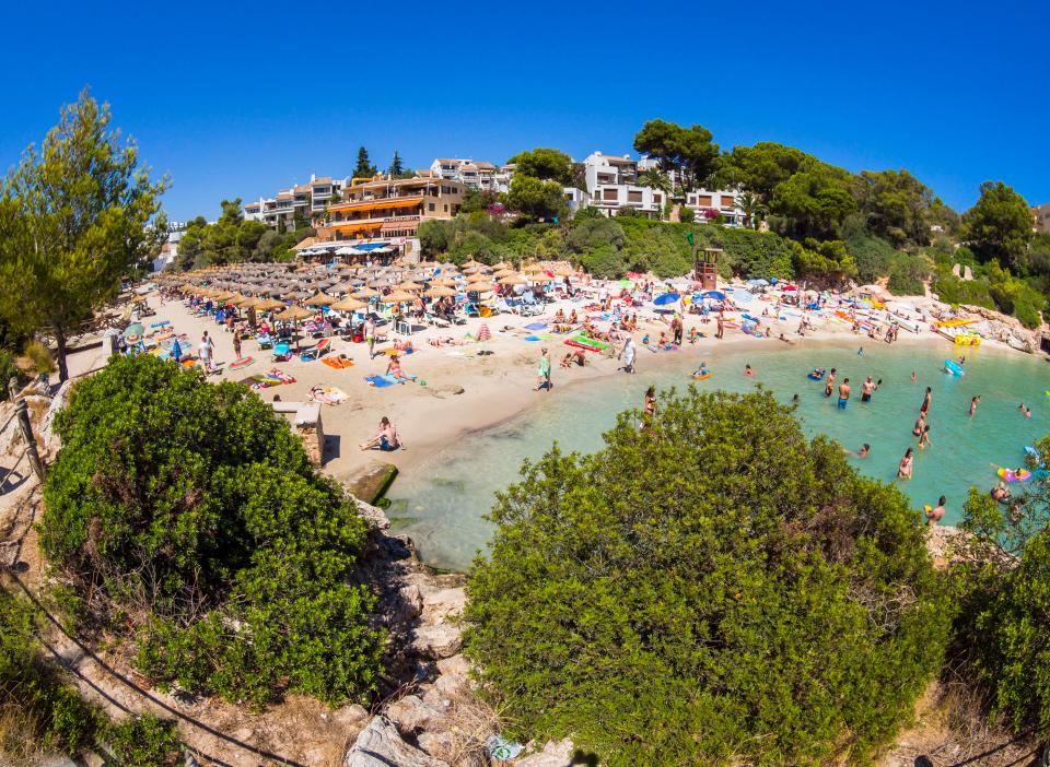  The number of holiday rentals in the Balearic Islands is about to drop dramatically, as authorities impose fines on landlords who rent without a licence