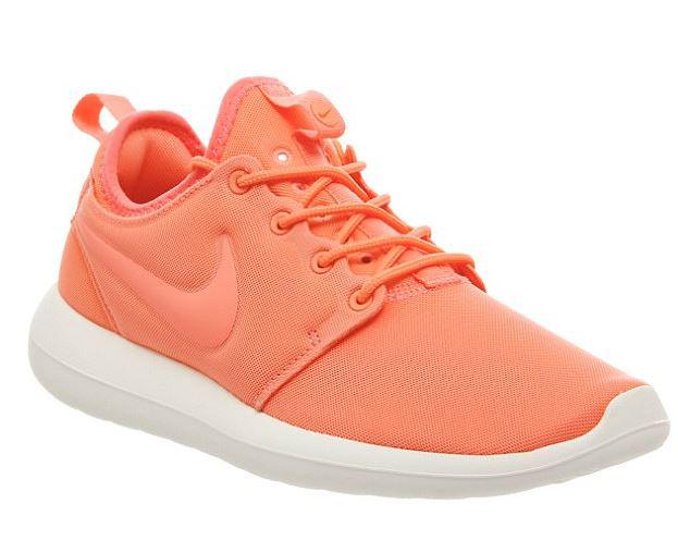  The pink running shoes bare an uncanny resemblance to these Nike Roshe Two trainers, which sell for £69.99