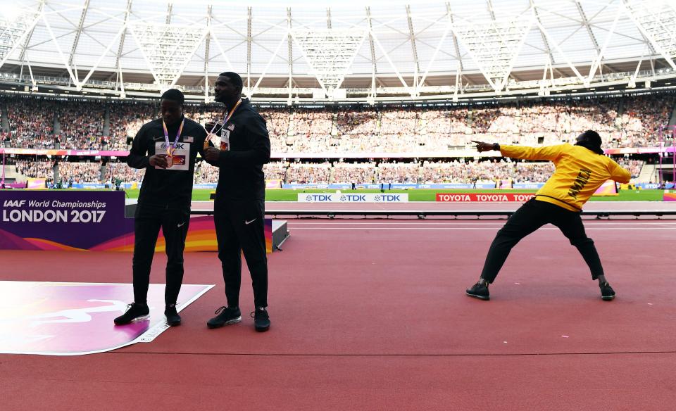 Usain Bolt received the acclaim of the whole stadium to steal the spotlight from Gatlin