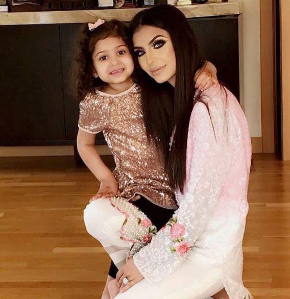 Faryal Makhdoom has posted a sweet snap with her three-year-old daughter Lamaisah