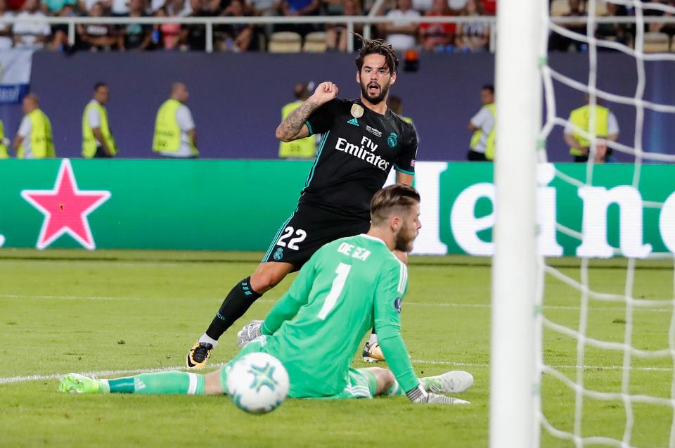 David De Gea concedes against Isco during Uefa Super Cup encounter