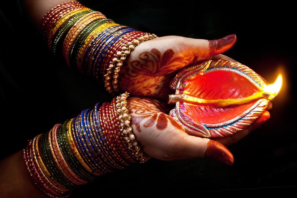  Diwali is observed exactly 20 days after the end of Navratri