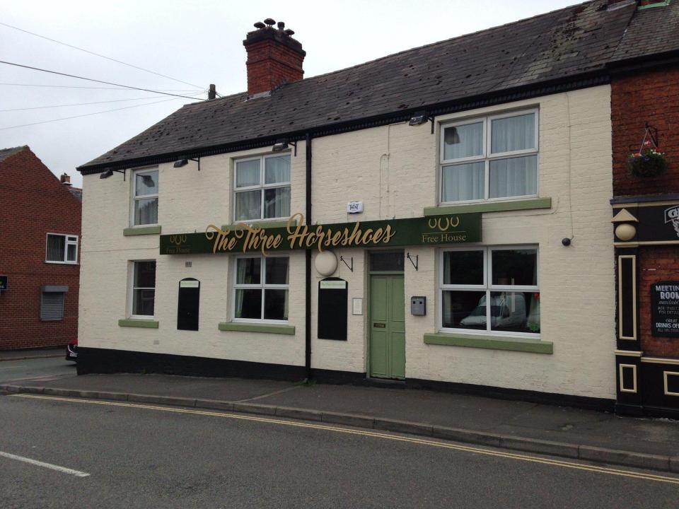  The friendly staff and the tasty roast dinners at The Three Horseshoes get most praise on TripAdvisor,