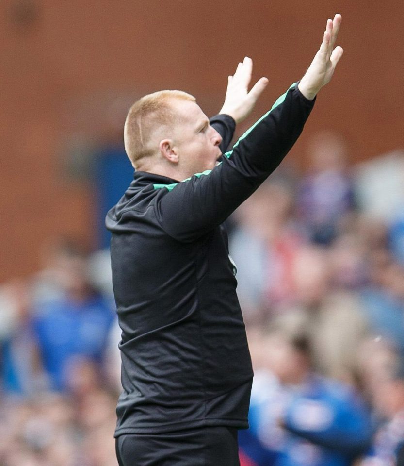  Neil Lennon celebrates a Hibernian goal against Rangers